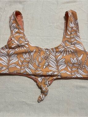 Stylish Swimwear Bikini Top Small Orange White Floral Textured Tie Front NWT